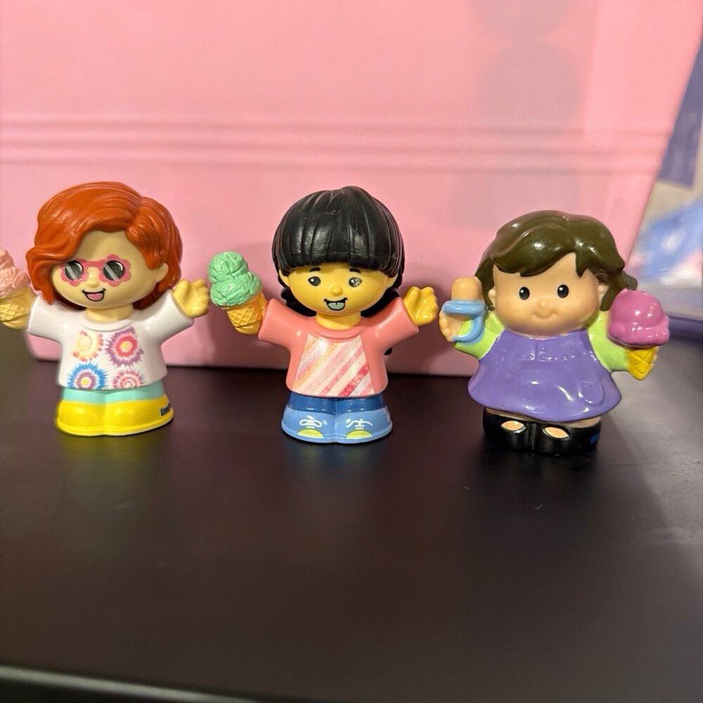 Fisher-Price Little People 3 Girl Figures w/ Ice Cream Cones